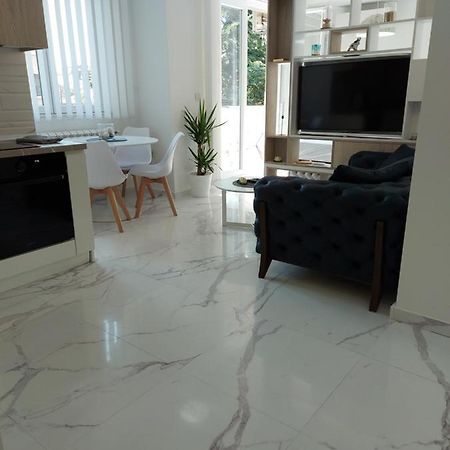 Luxury Apartment Iva Skopje Zewnętrze zdjęcie